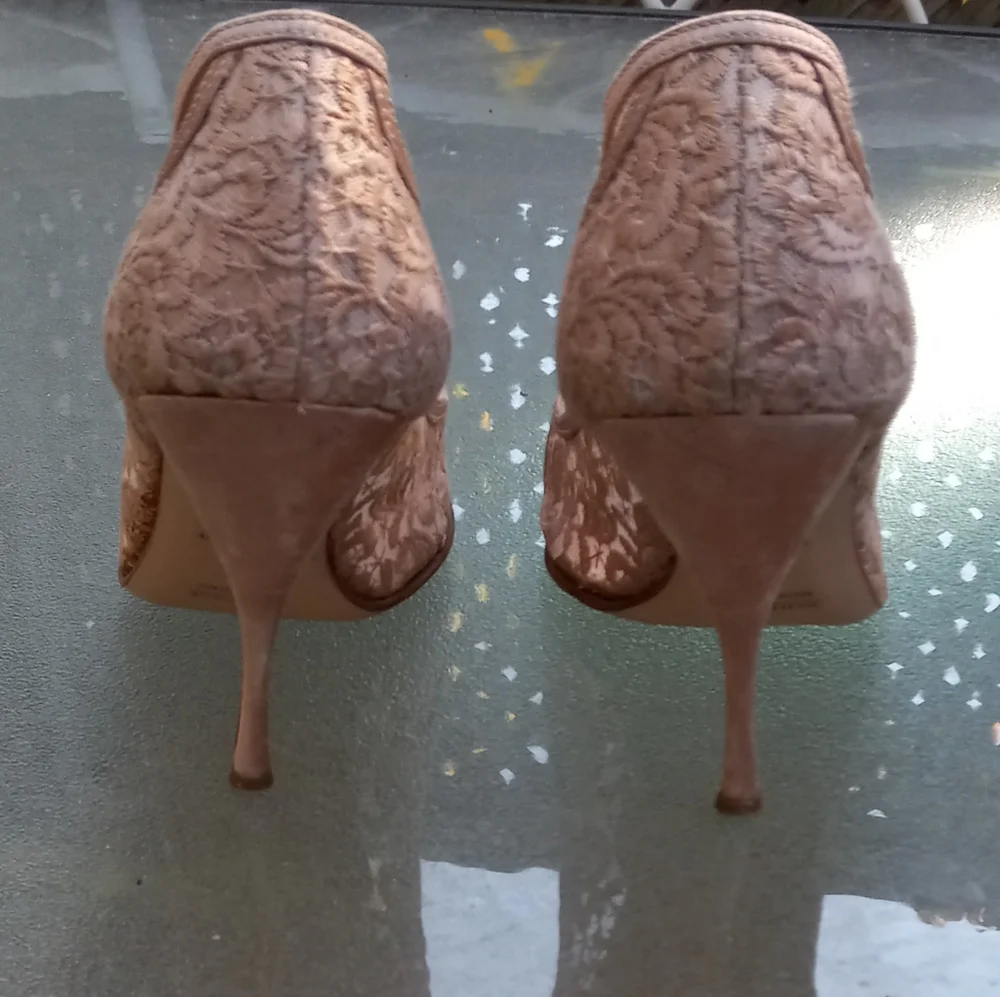 Miu Miu 38 ½ or 8 ½ Sexy Pump - Picture 7 of 7